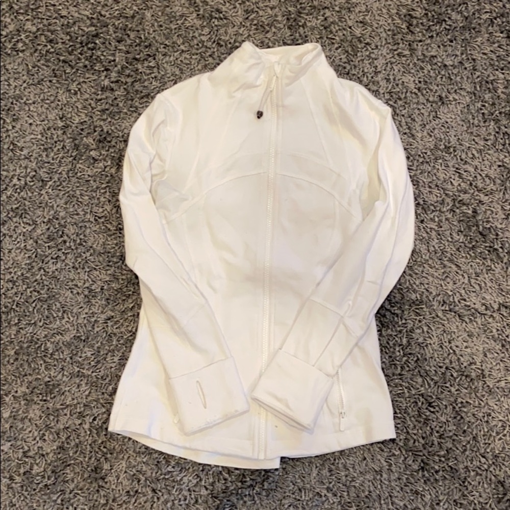 Used LuLuLemon Jacket size 6